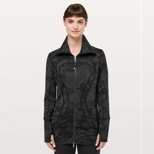 lululemon in stride jacket